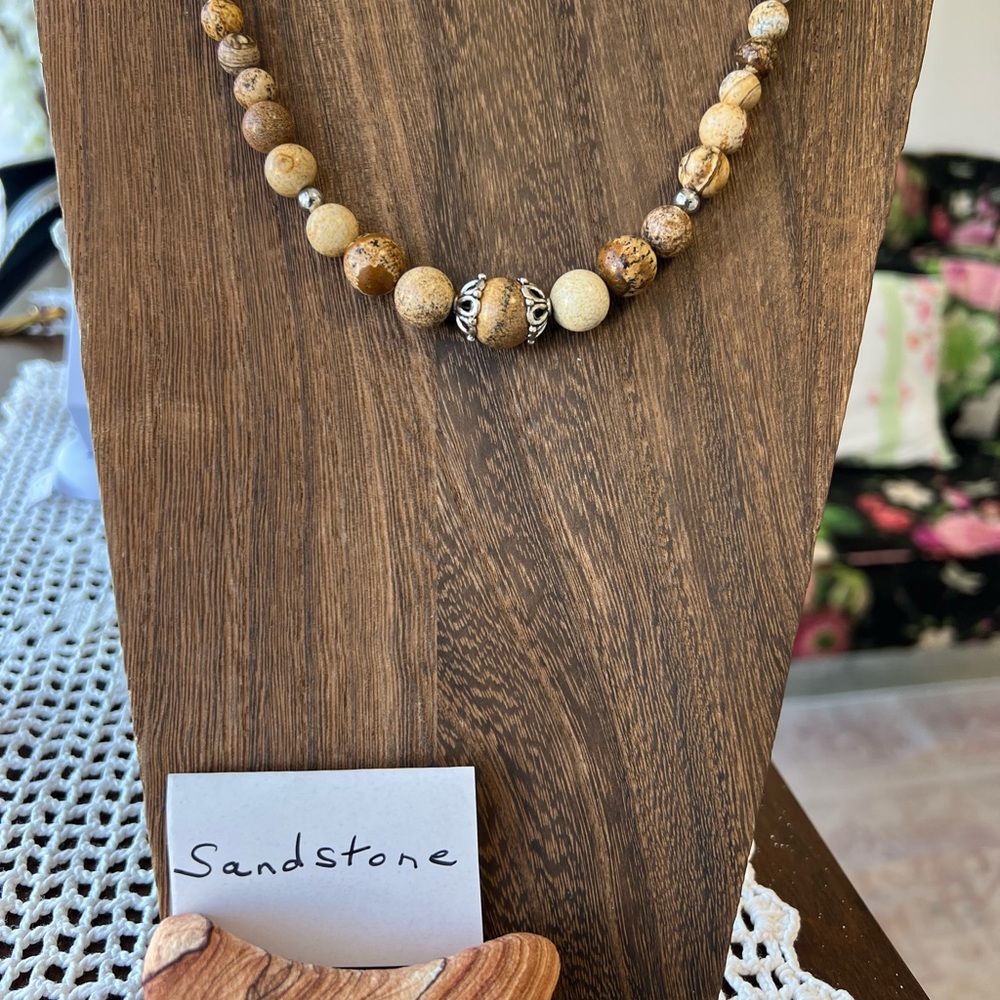Sandstone Necklace - Picture 3 of 4